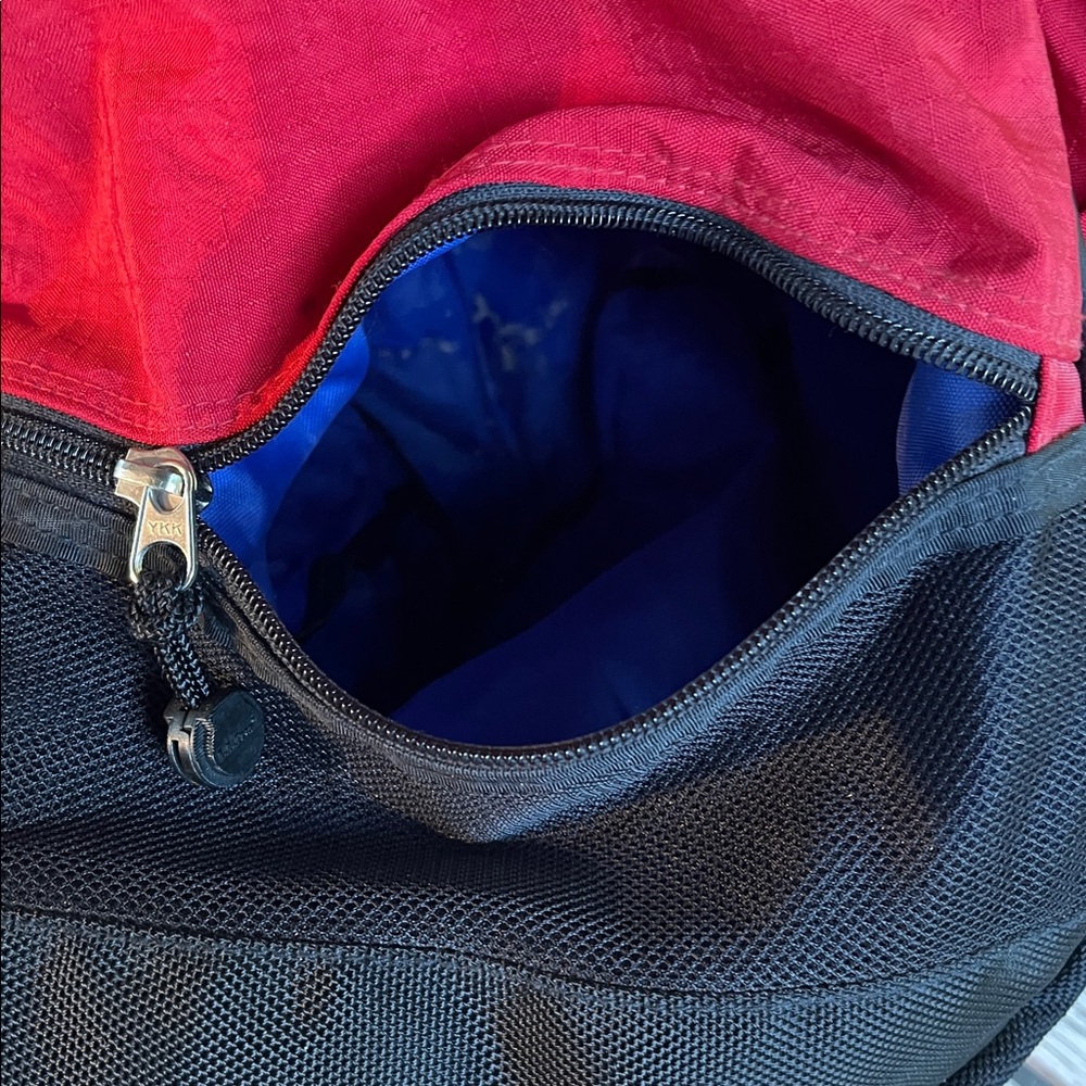 Vintage LL Bean traveler adventure travel wide Duffel Bag Breeders Cup Red Black - Picture 11 of 11